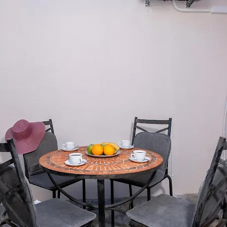 The Eros House 度假居 干尼亞